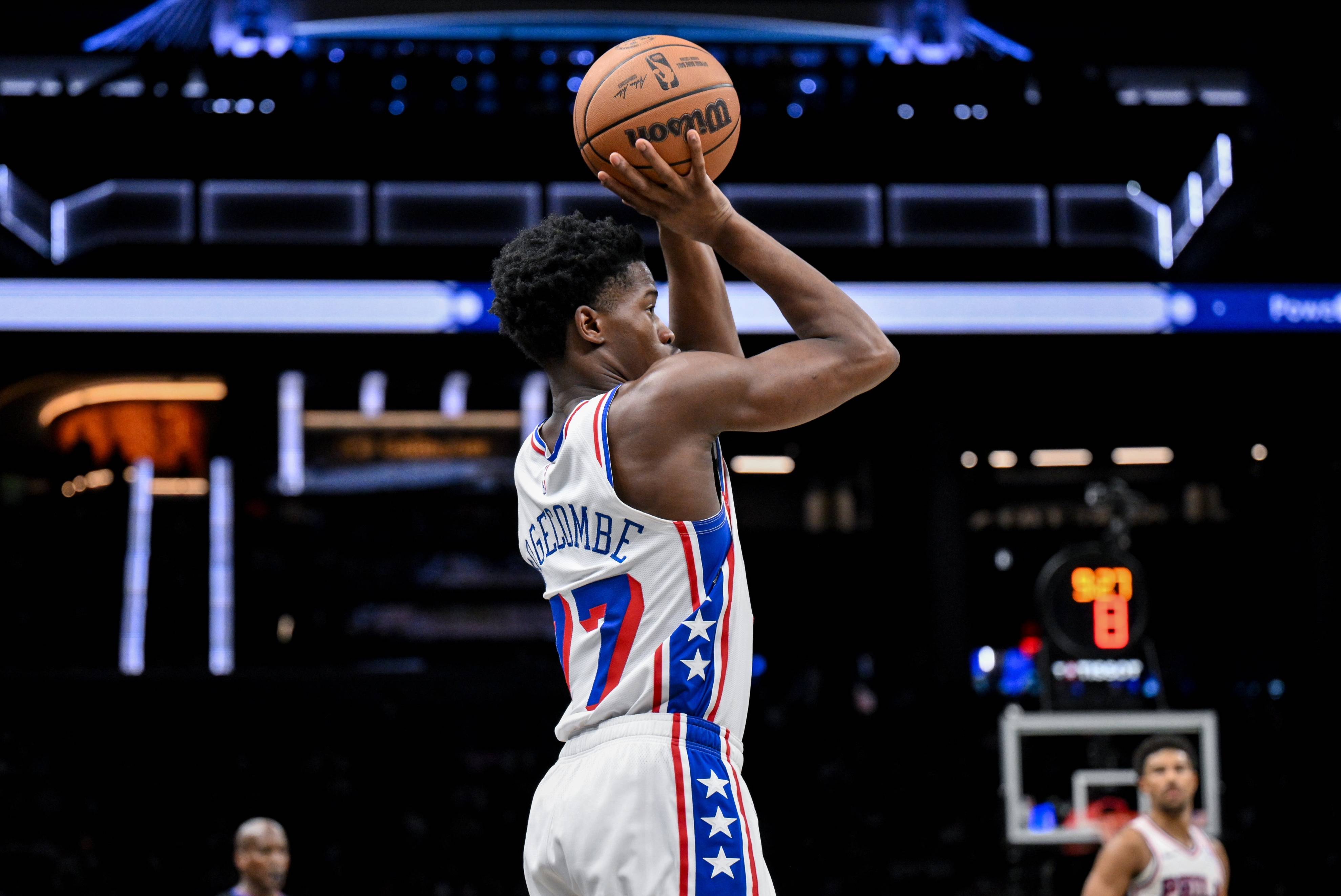 NBA官方更新新秀排行榜克尼佩尔领衔弗拉格第三的简单介绍  第1张