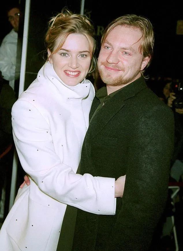 德里赫特将和妻子离婚这段婚姻关系仅持续了不到两年的简单介绍  第1张