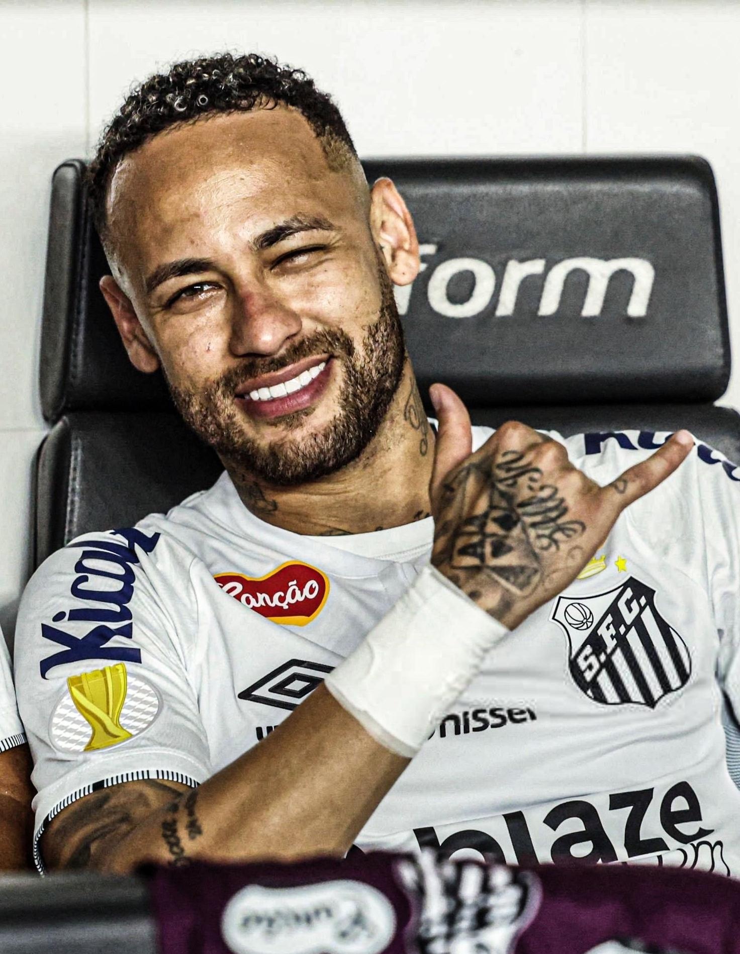 包含内马尔不满被换下的决定与桑托斯的合同赛季末到期的词条 第2张 包含内马尔不满被换下的决定与桑托斯的合同赛季末到期的词条 第2张