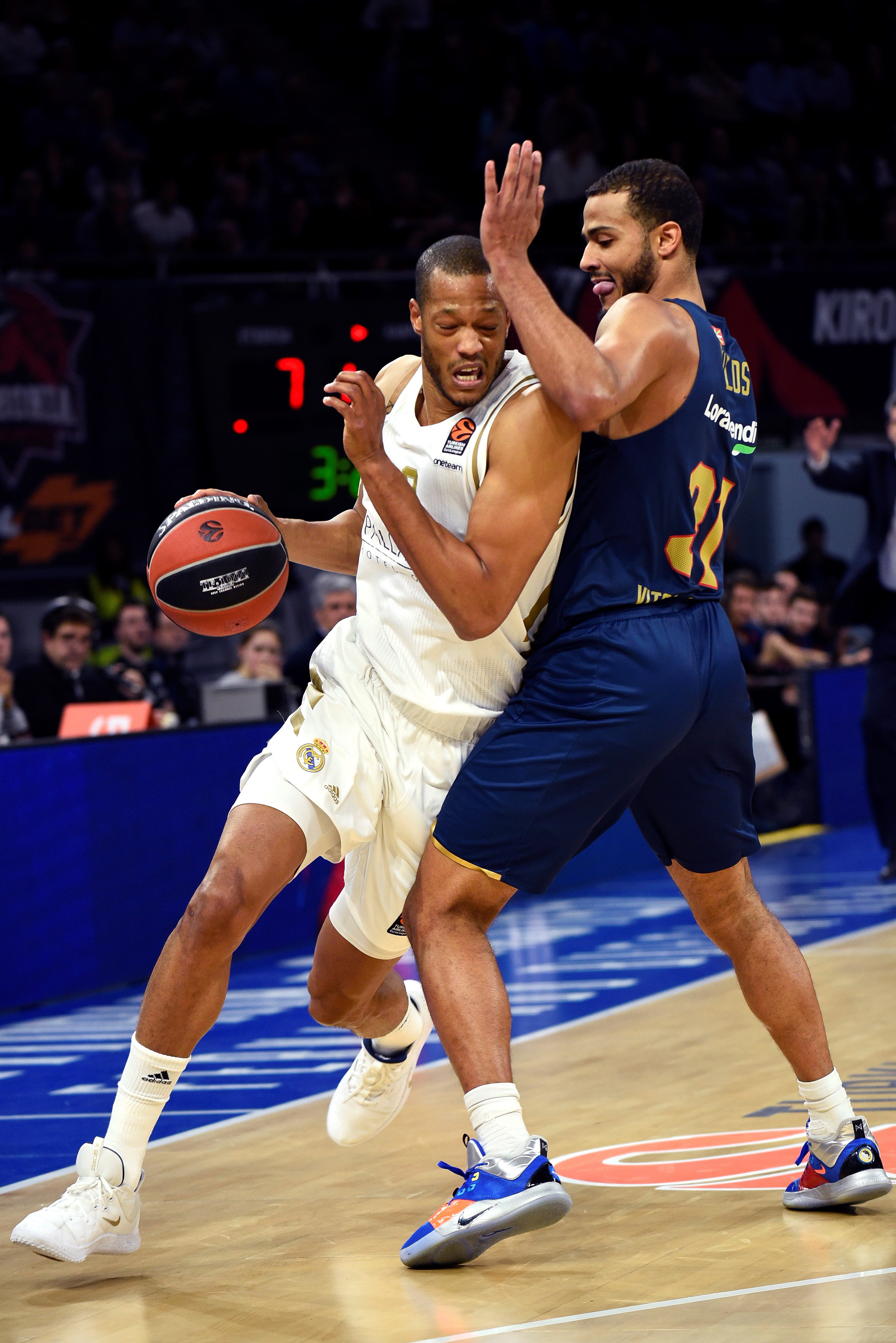 西篮甲:巴斯克尼亚VS毕尔巴鄂 第2张 西篮甲:巴斯克尼亚VS毕尔巴鄂 第2张