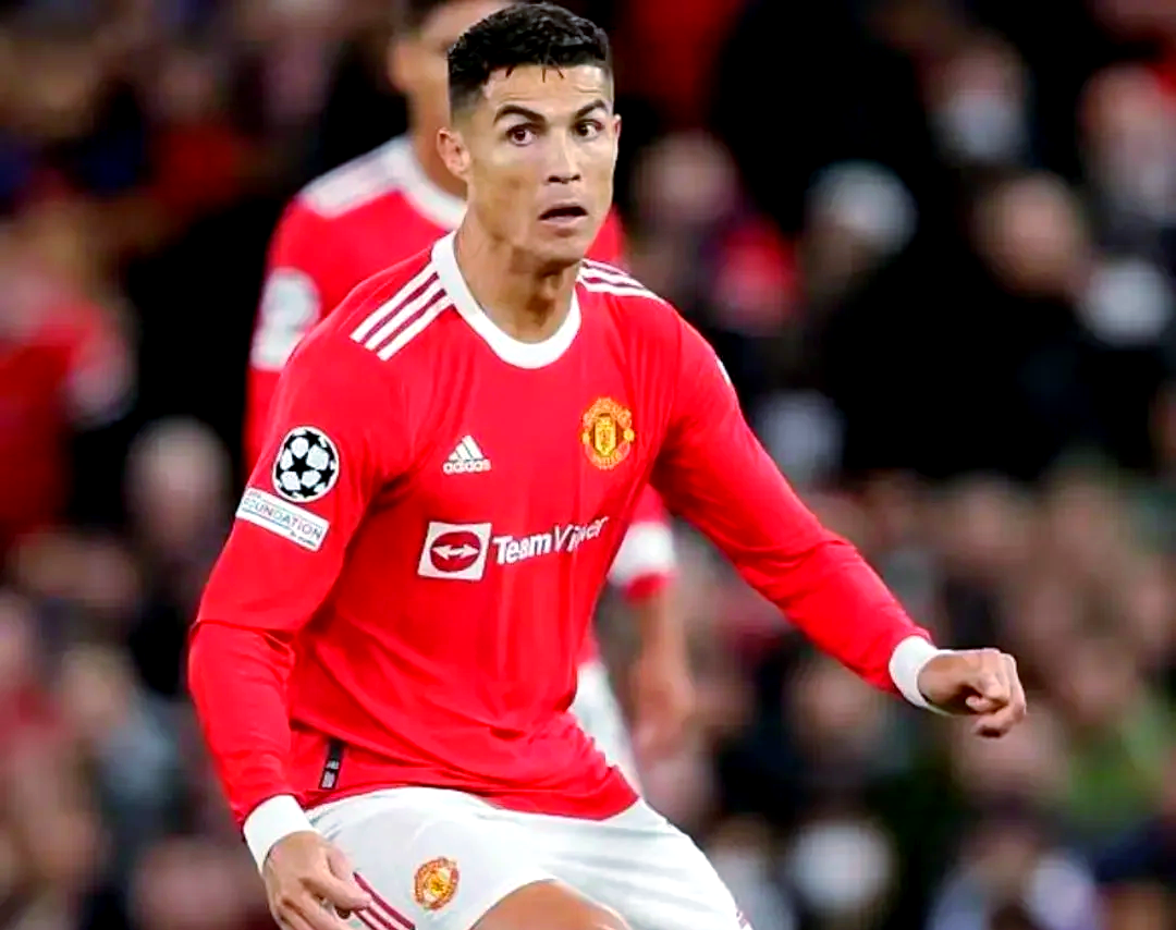 萨哈：C罗重新定义了边锋踢球方式是开创者的简单介绍