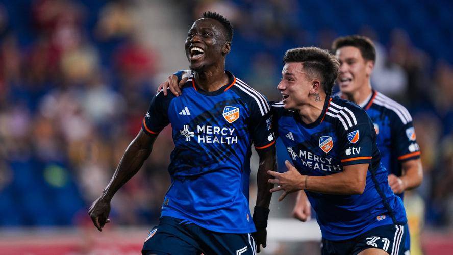 包含美职足哥伦布机员VS辛辛那提FC比赛预测客队占据晋级先机的词条