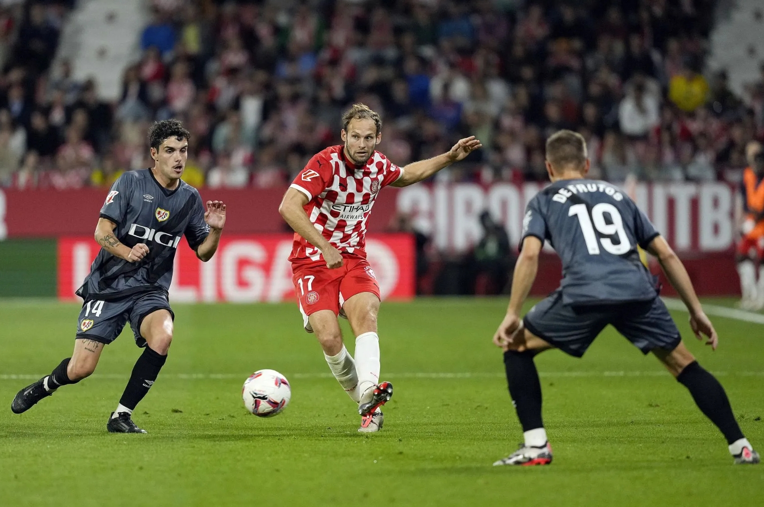 包含西协乙2组：萨拉戈萨二队VS埃布罗的词条  第2张