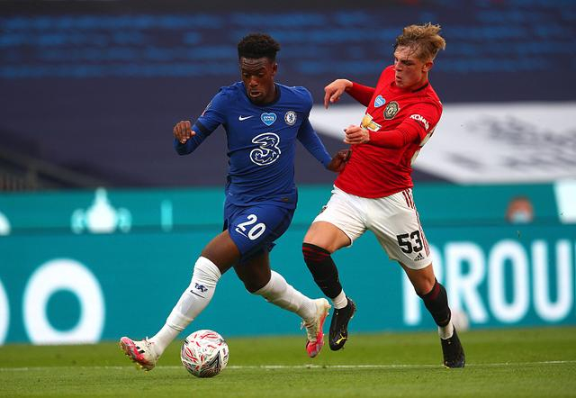 关于弗里克决定夏窗不再引入后卫对现有防线表示信任的信息  第2张