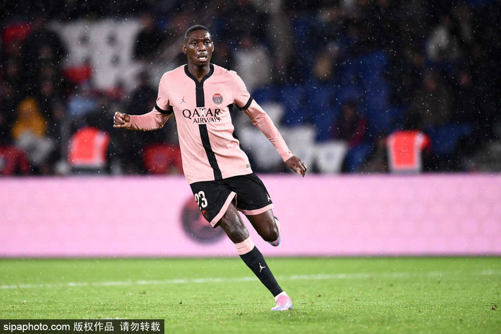 包含大巴黎叫停穆阿尼转会尤文转会报价未能满意的词条