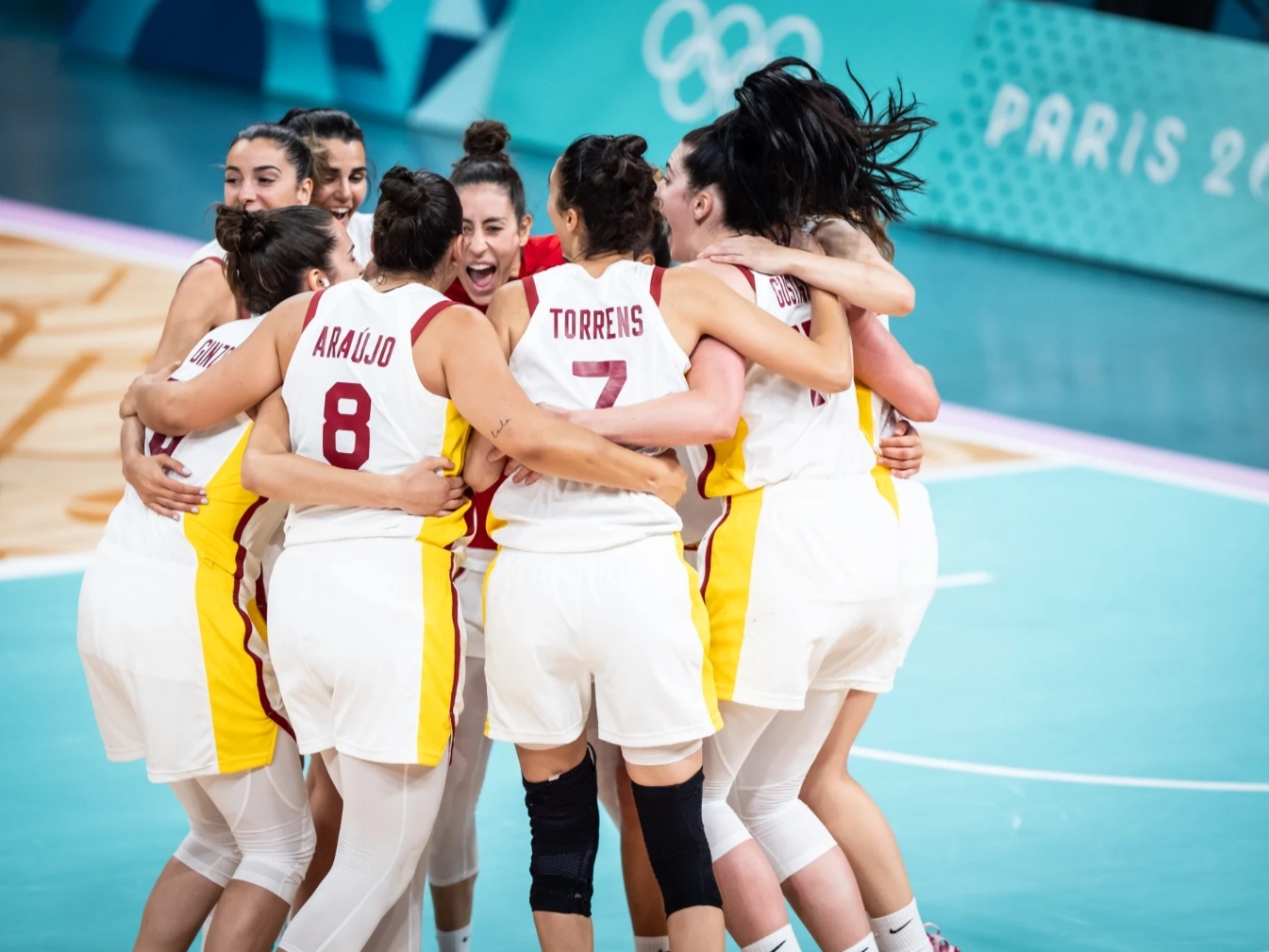 包含欧女杯:费路尔女篮VS索斯诺维茨女篮的词条  第2张