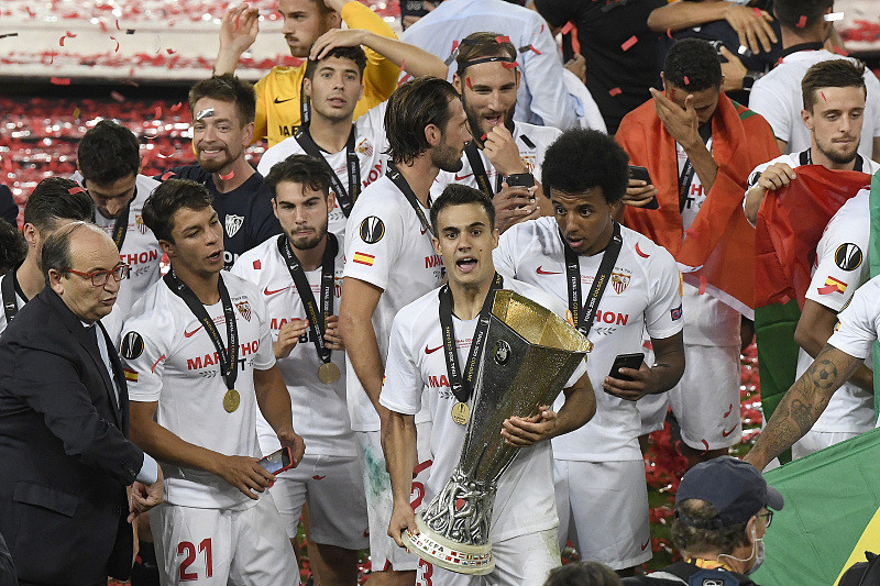 斯图加特签下皇马小将安德烈斯合同中含有回购条款的简单介绍  第1张