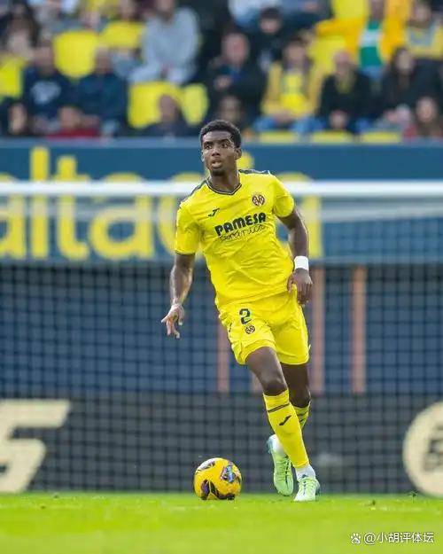 包含15岁小将刘凯源启程前往西班牙签约比利亚雷亚尔梯队的词条