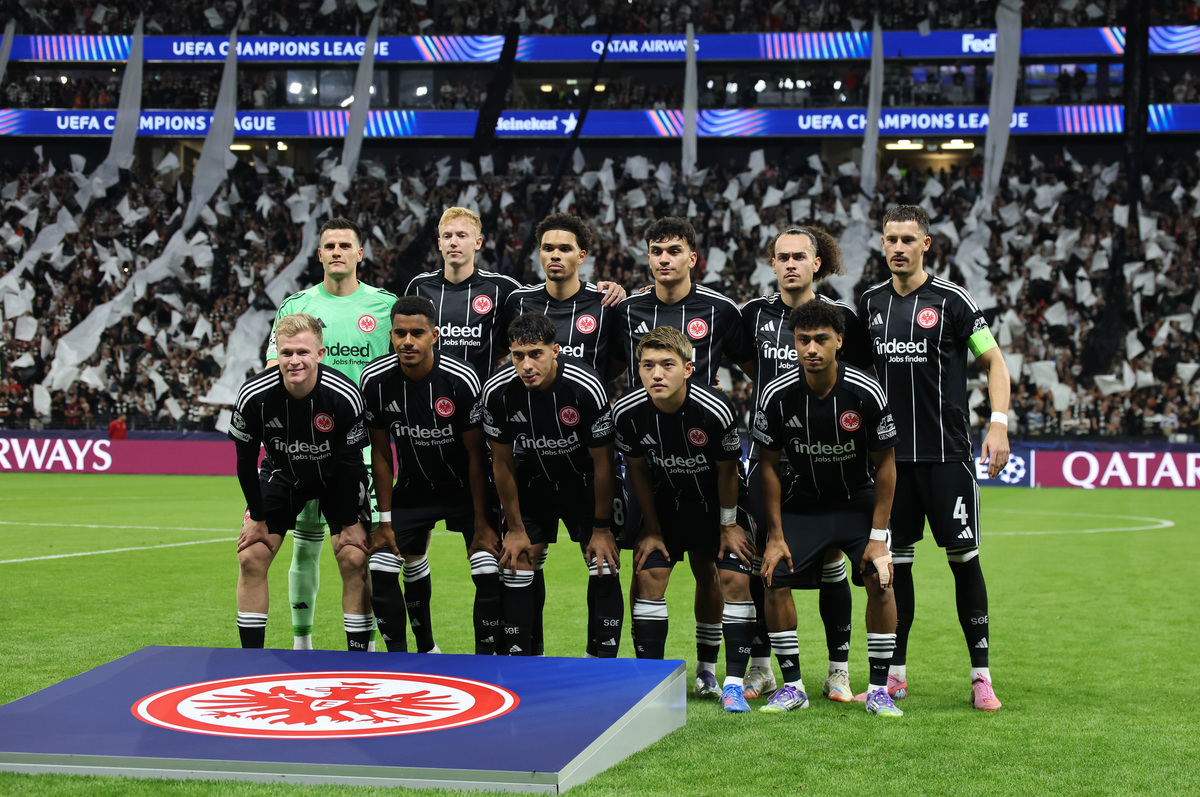 欧冠埃因霍温6-2那不勒斯那不勒斯遭逆转的简单介绍