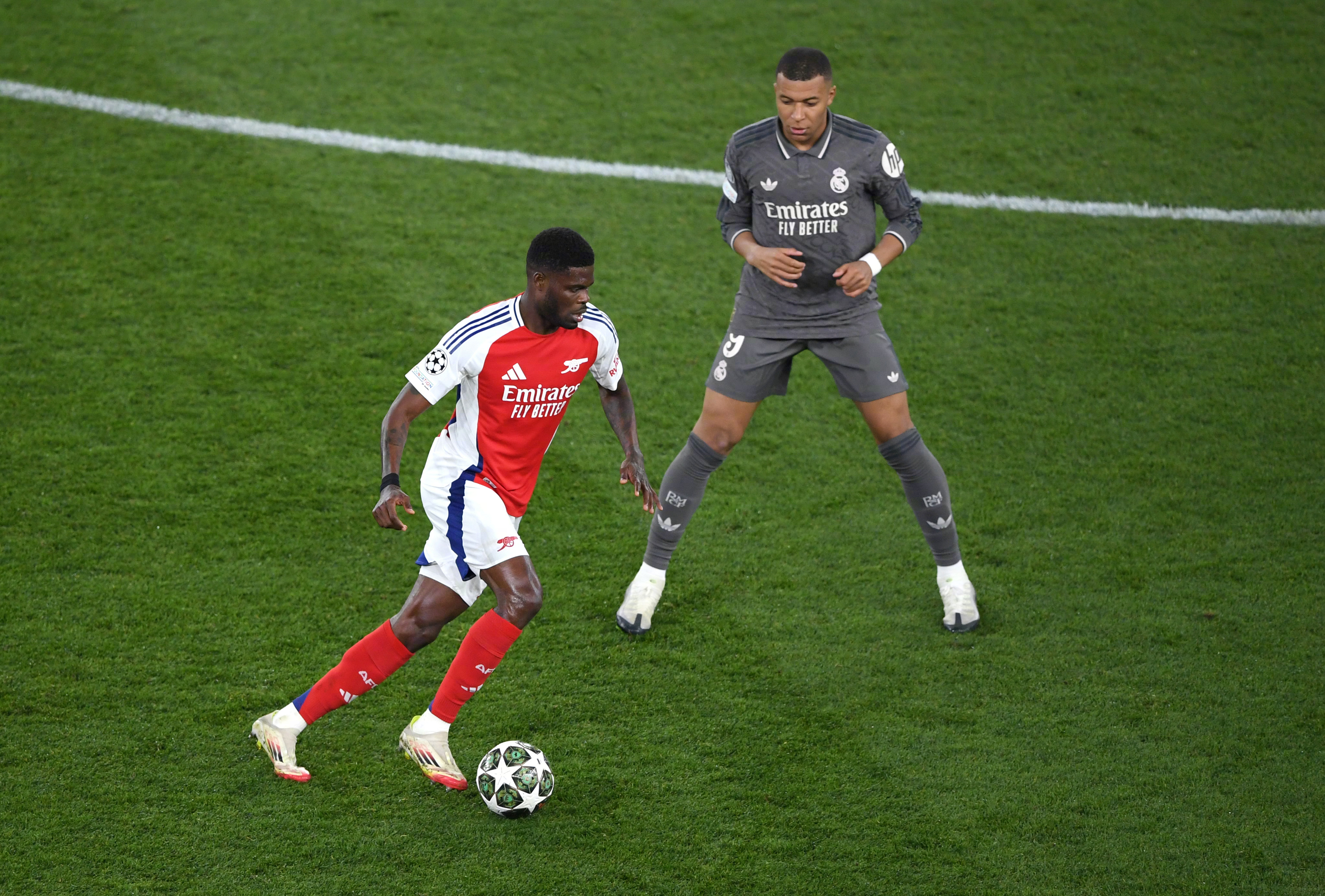 友谊赛阿森纳1-0AC米兰萨卡破门的简单介绍  第2张