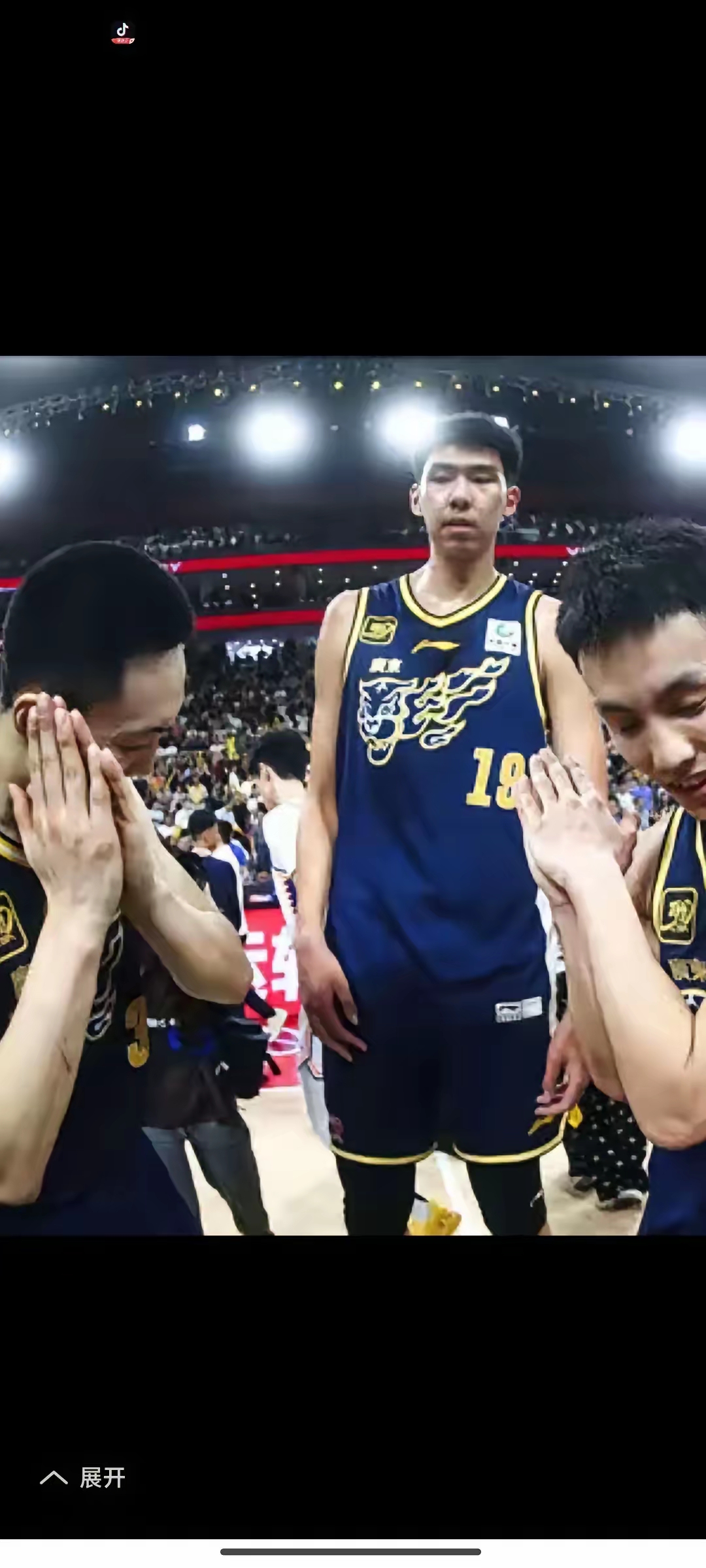 包含曝徐昕和杜锋发生冲突广东末节遭巴西逆转的词条 第1张 包含曝徐昕和杜锋发生冲突广东末节遭巴西逆转的词条 第1张