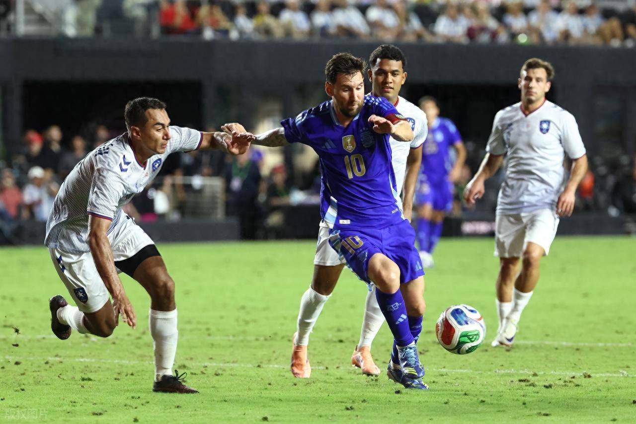 包含梅西世俱杯进6球和贝尔本泽马持平只落后C罗1球的词条 第1张 包含梅西世俱杯进6球和贝尔本泽马持平只落后C罗1球的词条 第1张