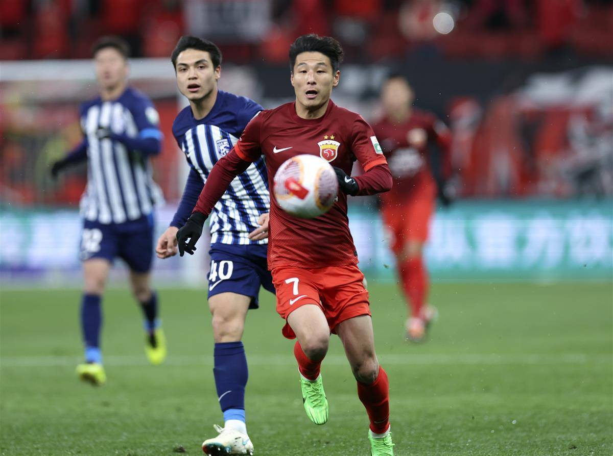 关于武汉三镇一线队球员调整提拔三名小将的信息 第2张 关于武汉三镇一线队球员调整提拔三名小将的信息 第2张