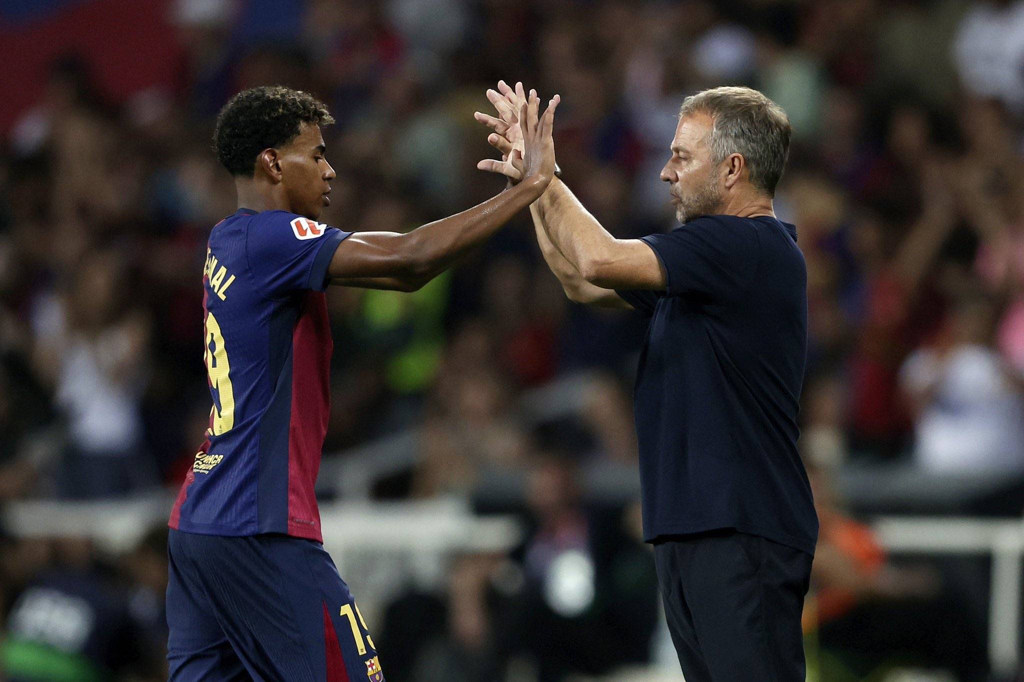 包含内马尔为红牌道歉并对首张黄牌感到不满的词条 第1张 包含内马尔为红牌道歉并对首张黄牌感到不满的词条 第1张