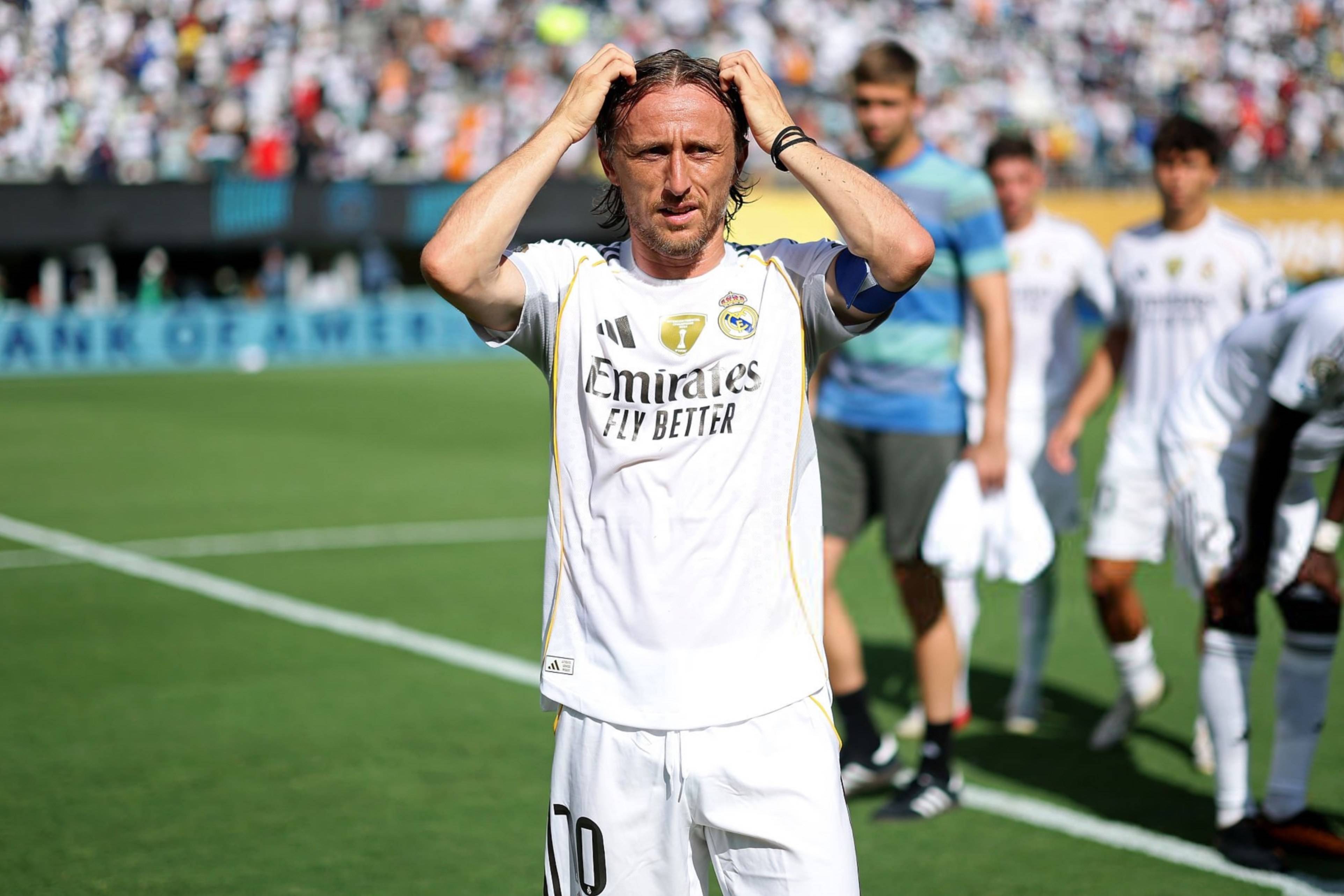 莫德里奇正式结束皇马生涯13载传奇落幕的简单介绍  第1张