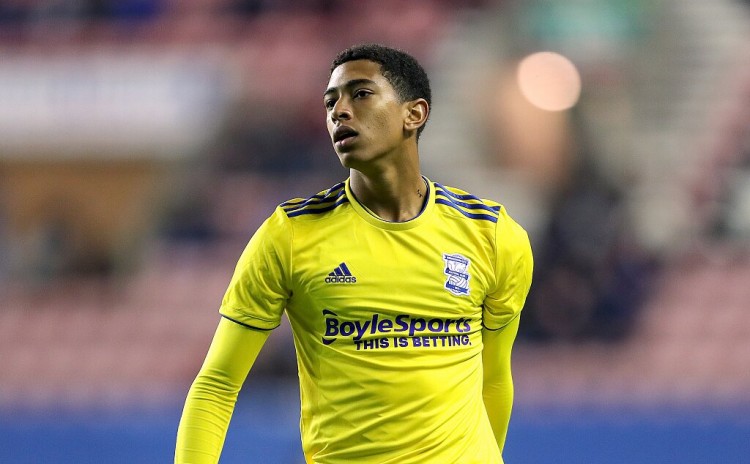 关于乔布贝林厄姆已同意转会特蒙德桑德兰要价不低于3000万欧元的信息