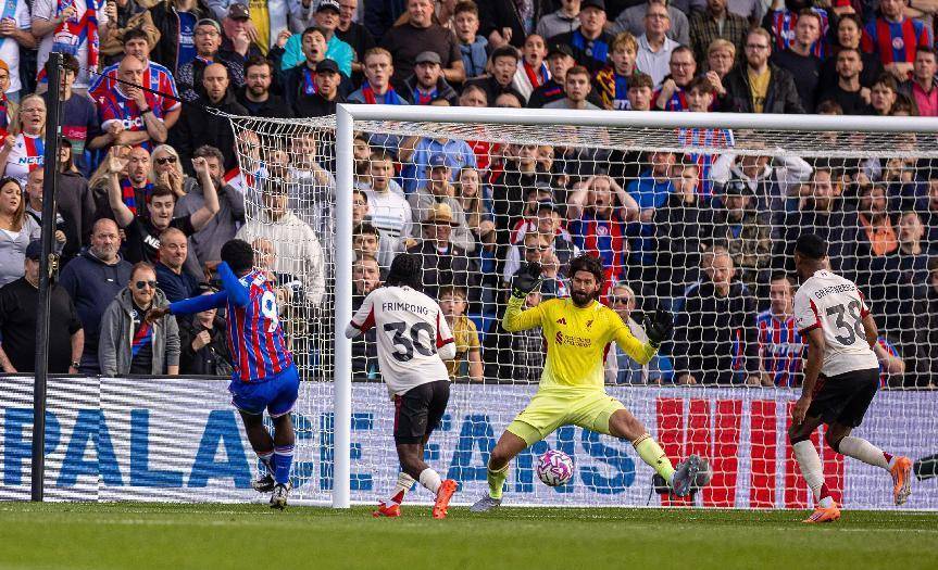 理查兹：为埃泽的精彩进球感到高兴埃泽弑旧主的简单介绍  第1张