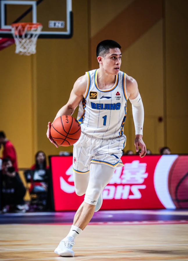 包含陈盈骏男篮亚洲杯次战0分小组赛首场曾砍下34分的词条 第1张 包含陈盈骏男篮亚洲杯次战0分小组赛首场曾砍下34分的词条 第1张