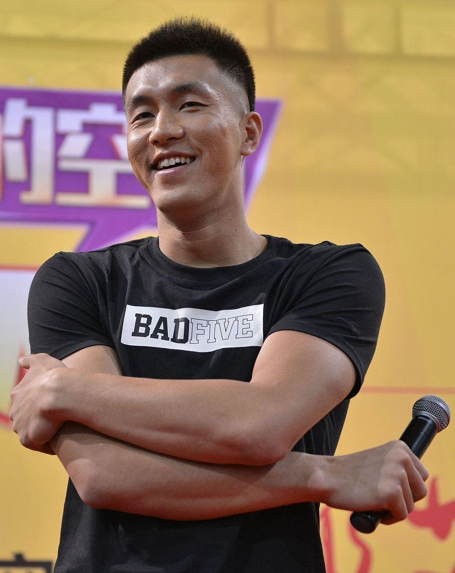 fiba官方晒郭艾伦集锦提问今年谁能留下深刻印象呢的简单介绍  第1张