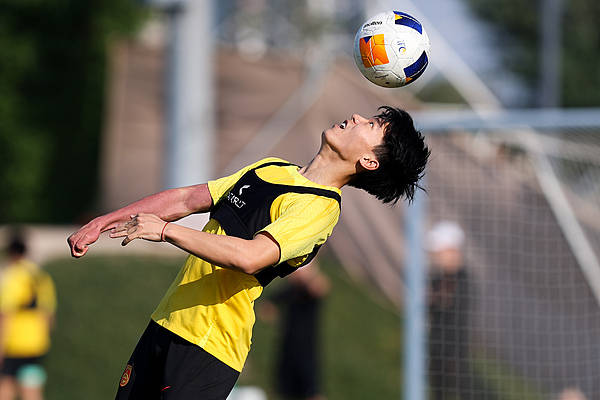 曝胡荷韬无缘参加蓉城海港战球员获得U22国足征召的简单介绍