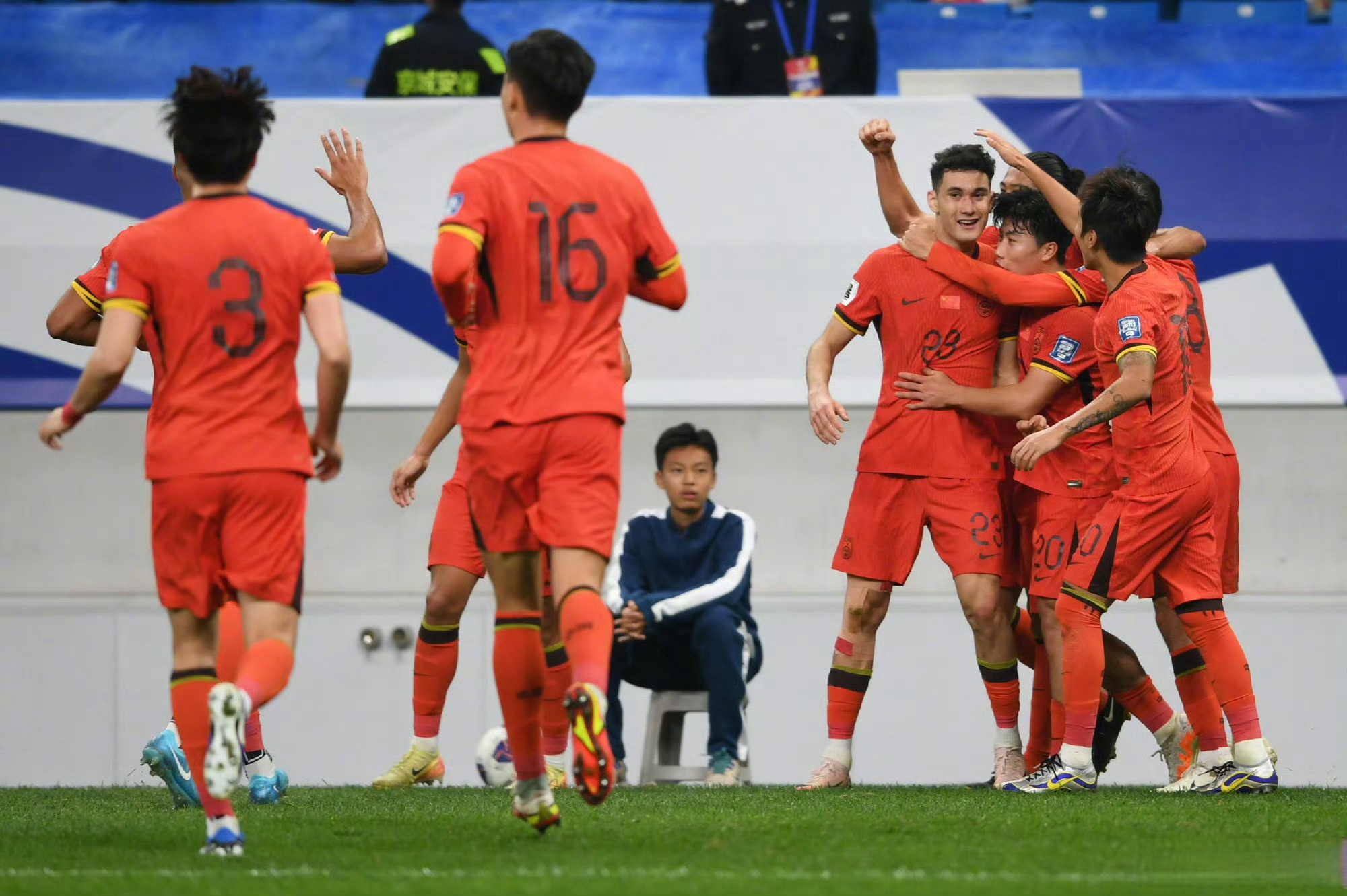 关于世预赛国足对决印尼前瞻国足输球将提前出局的信息